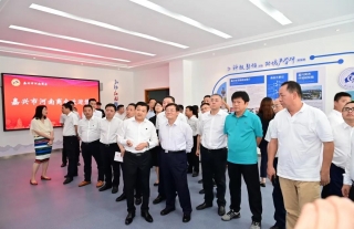 中央统战部副部长、天下工商联党组书记徐乐江及天下工商联第一调研组一行到集团环保浚浚？？？？萍挤趸骷吧袒嶙叻玫餮