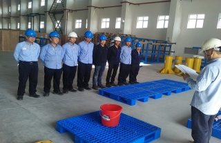 “万”千工程｜福清仓储项目部举行液压搬运车实训审核