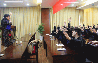 “神”祗忠勤丨W88优德官网手机版下载讲坛-心理康健向导讲座